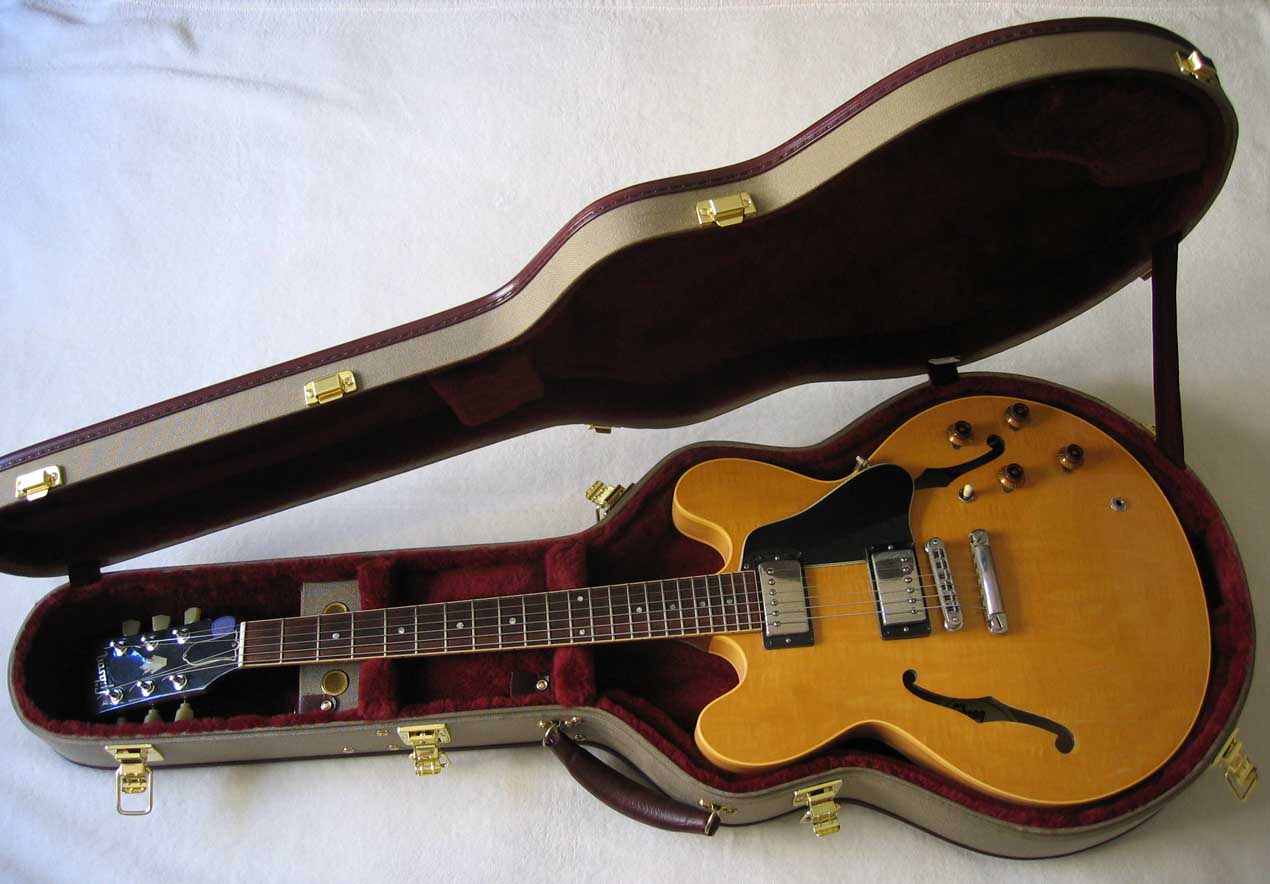 NEW Ameritage AME-41 Electric Guitar Case For Gibson & Epiphone ES-335, ES330, ES225, & ES125 Body Style Guitars