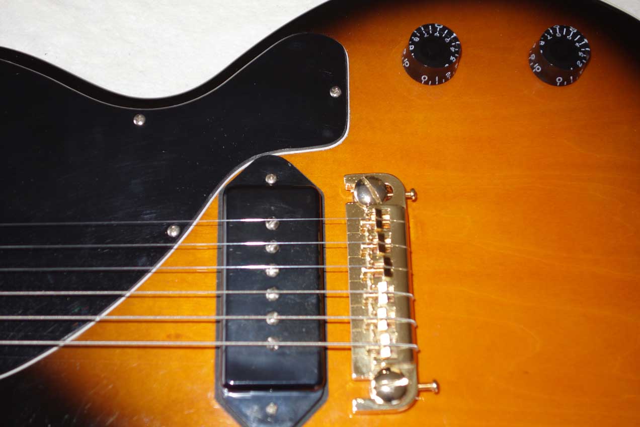 2009 Epiphone Les Paul Junior Solid-Body Guitar Upgraded w/DiMarzio P90, Gold Tuners, Badass-Style Bridge, Sunburst