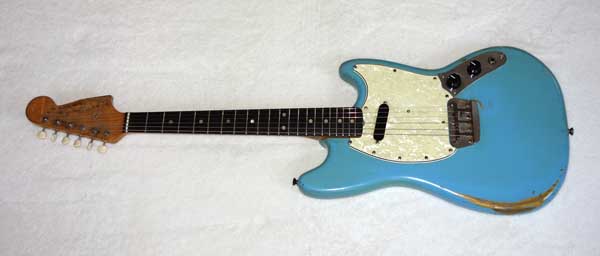 1966 Fender MusicMaster Electric Guitar w/Case, Daphne Blue