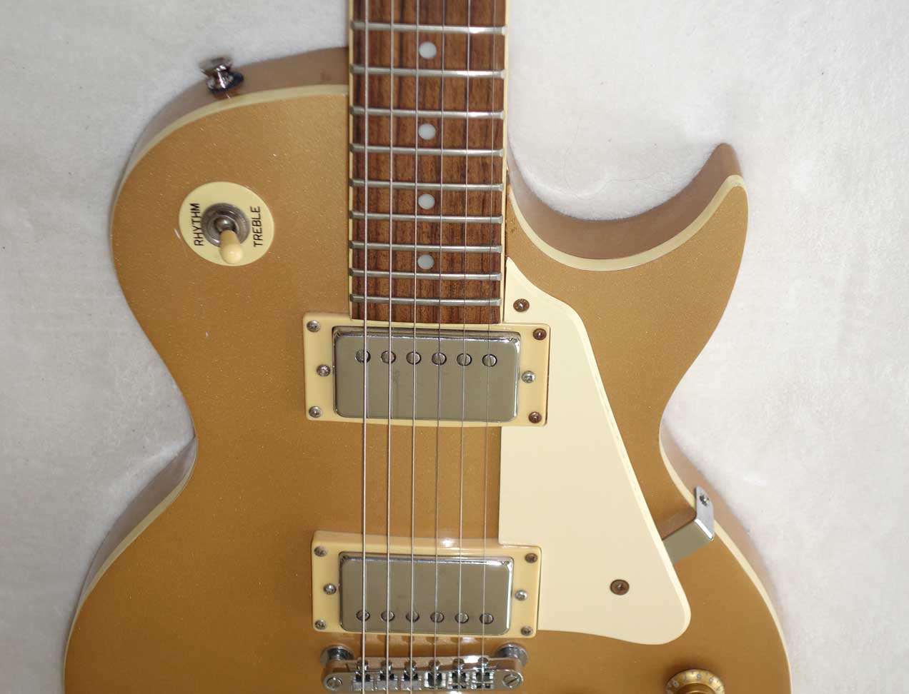 VINTAGE 1970s Lotus Les Paul Copy Made in Japan, Solid Mahohany  Electric Guitar Gold Metal Flake 