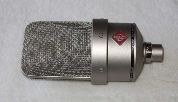 DEALER DEMO Neumann TLM49 Cardioid Condenser Microphone w/Shock Mount, 2-Year Warranty, Storage Box, TLM 49, w/K47 Capsule