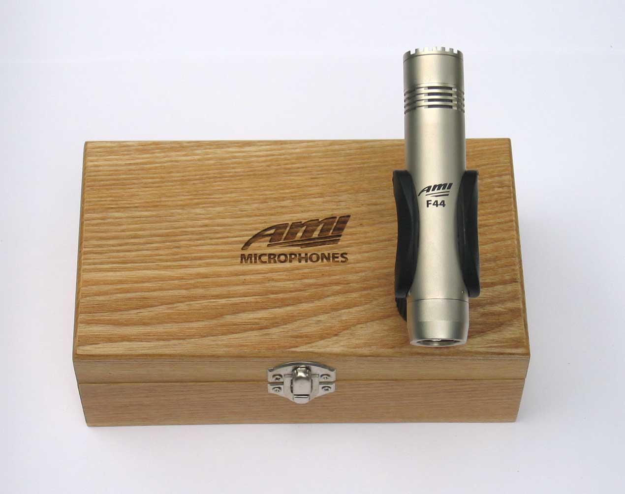 NEW AMI F44 Cardioid Condenser Microphone [Archut Manufacturing Inc. / KM-84 circuit]