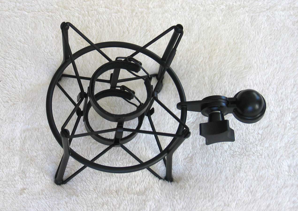 BlackSpade Acoustics UM17R Multi-Pattern Tube Mic by AMI / Oliver Archut