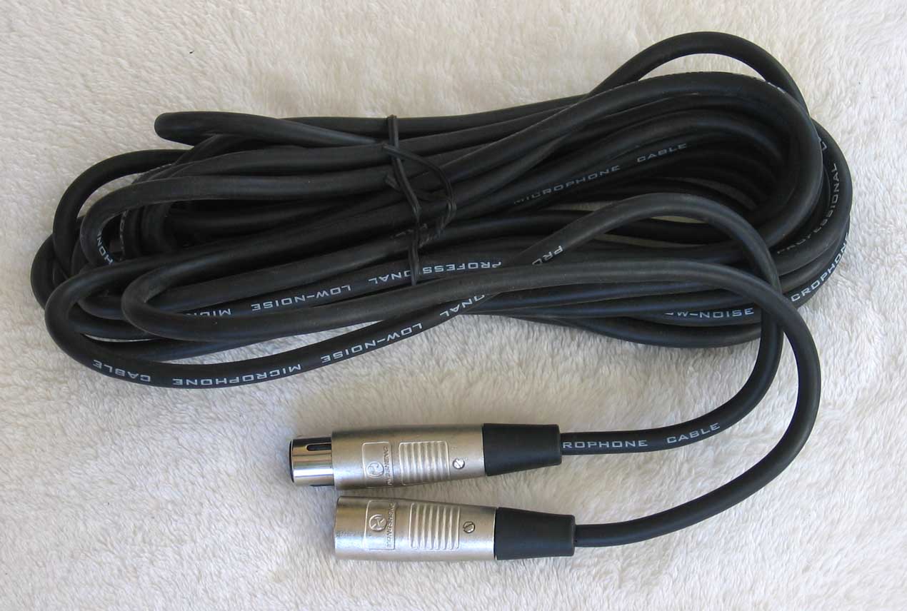 BlackSpade Acoustics UM17R Multi-Pattern Tube Mic by AMI / Oliver Archut