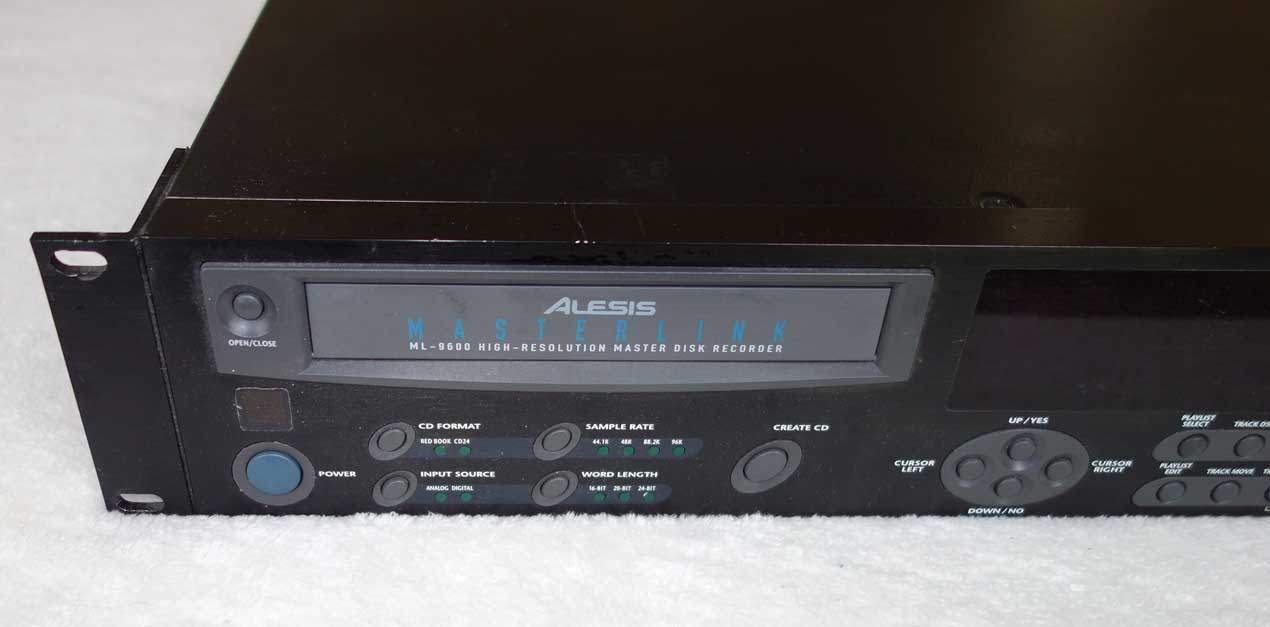 Alesis Masterlink ML-9600 2-Track Hard Drive Recorder