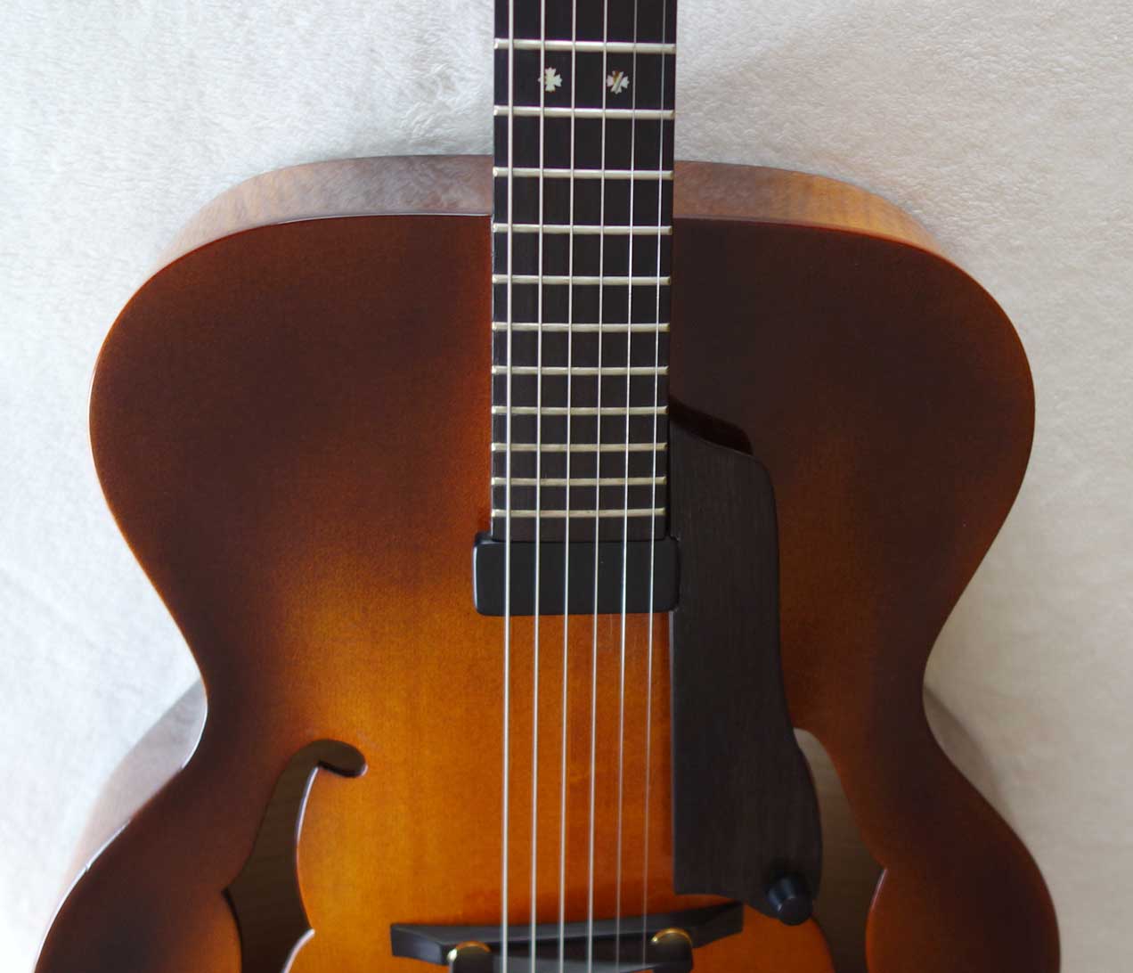 2008 Dale Unger--American Archtop "American Collector" Series, 17" Upgraded Tonewoods, Violin Finish