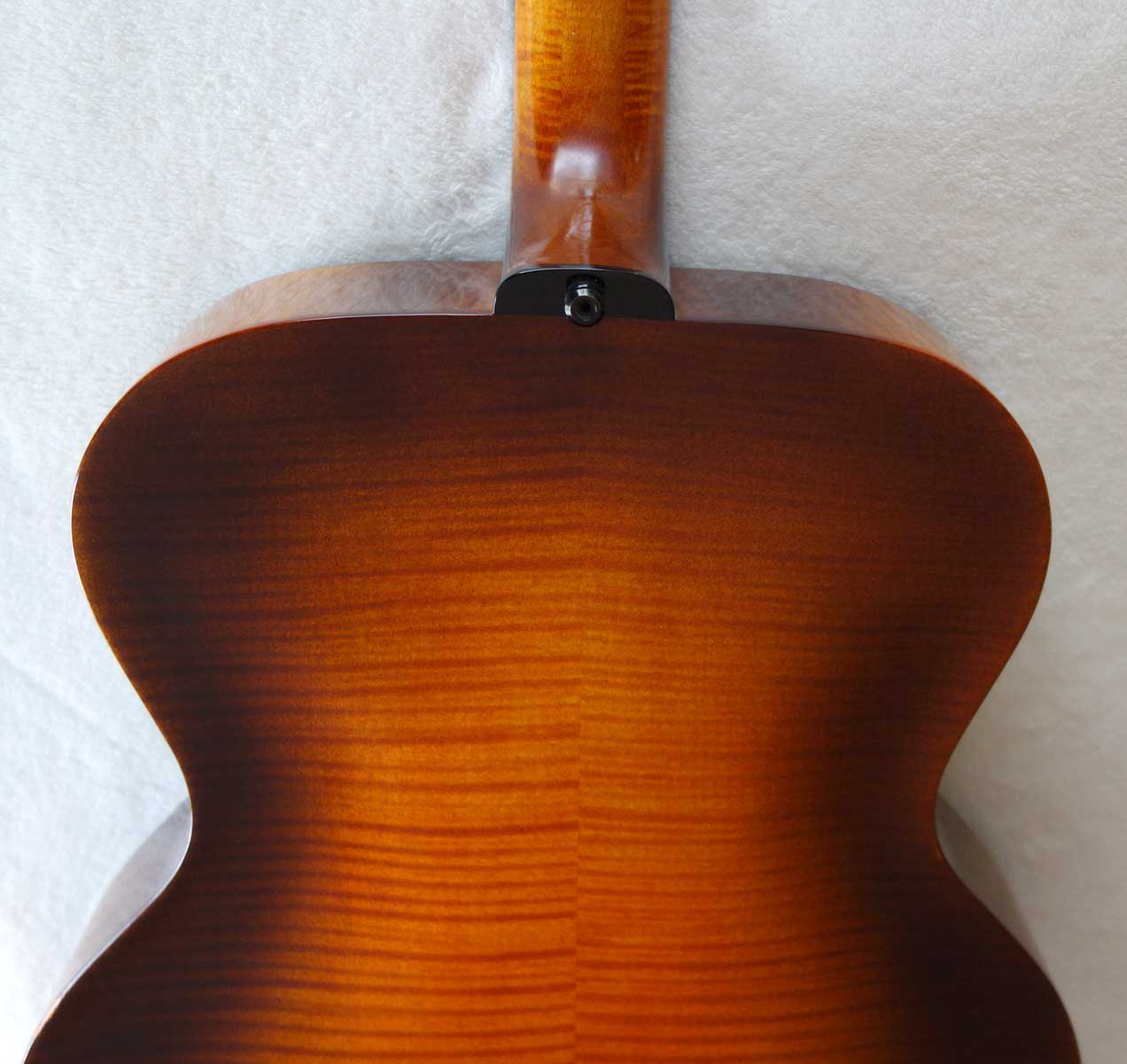 2008 Dale Unger--American Archtop "American Collector" Series, 17" Upgraded Tonewoods, Violin Finish