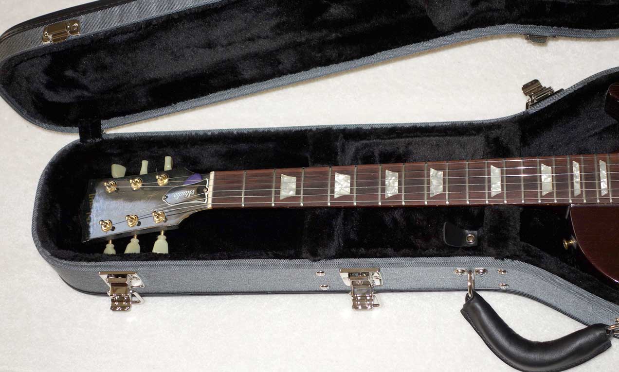 Ameritage AME-S-40 Les Paul Case, Silver Series, Professional 6-Ply Hardshell Arched Case