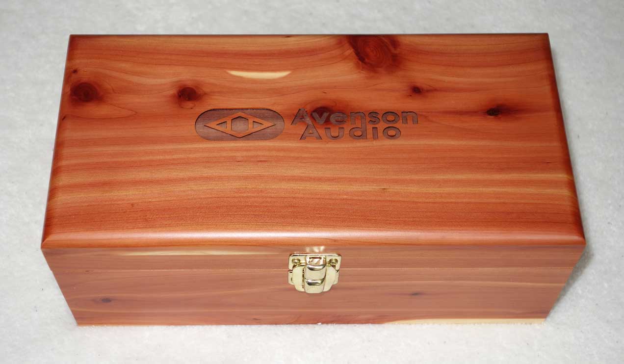 NEW Avenson Audio STO-2 Condenser Mic Matched Pair w/Wood Box, Mic Clips, Omni Pattern