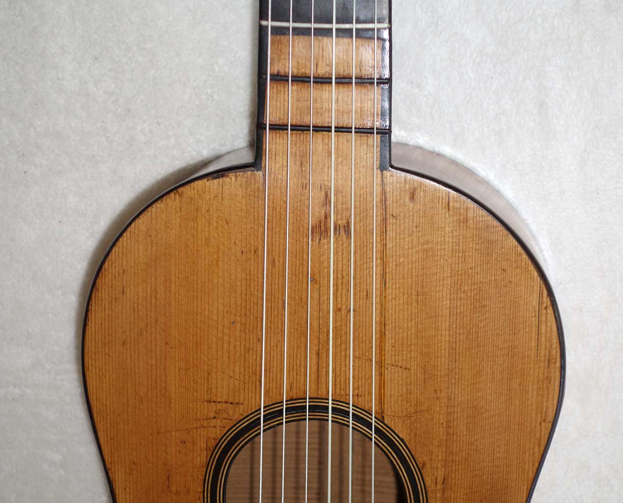 Mazarand Romantic Guitar from Mirecourt, France, 1808