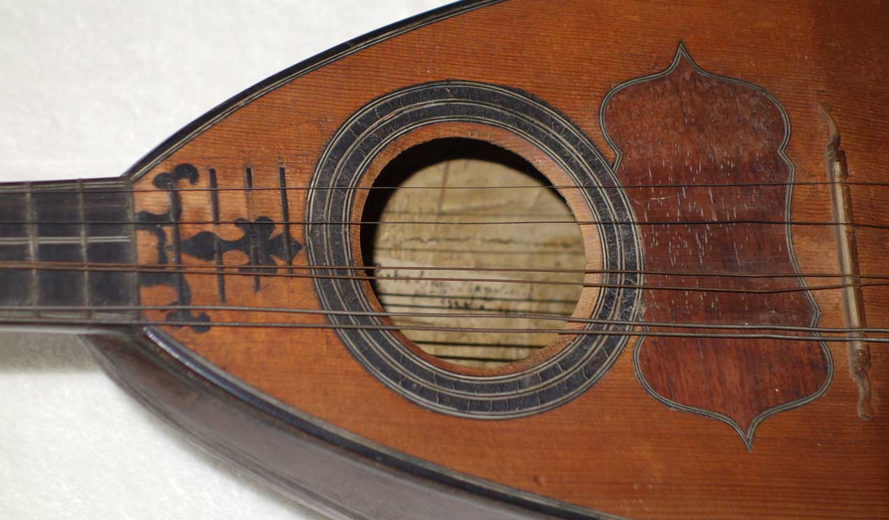 1765 Pietro Lippi (Napolitana fece Marseglia, Italy) Baroque Mandolin, Spruce Top
