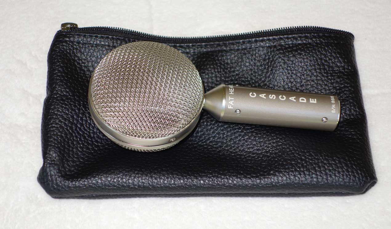 Cascade FAT HEAD BE Ribbon Mic Upgraded with AMI TR42 Transformer w/ Soft Pouch, Clip