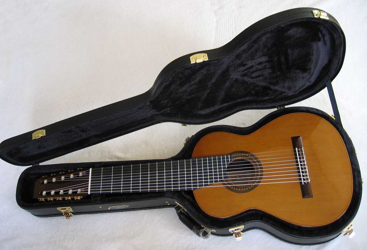 2012 Cathedral Guitar Model 40 w/Bernabe Diamond Bracing, Cedar O-Port