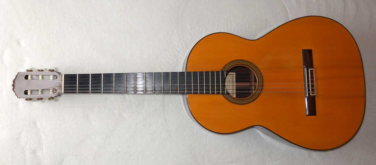 Vintage 1967 Conde Hermanos Classical Guitar (Spruce / Indian Rosewood) w/Case
