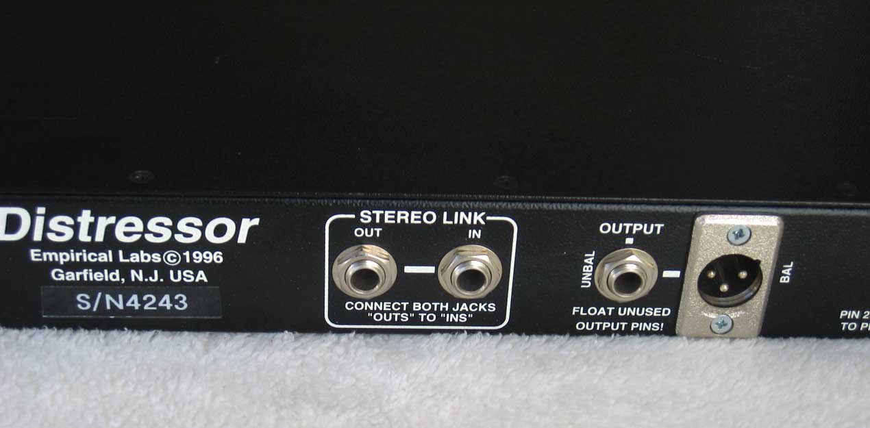 Emprical Labs Distressor - Analog Compressor w/ Vintage Analog Tape Saturation