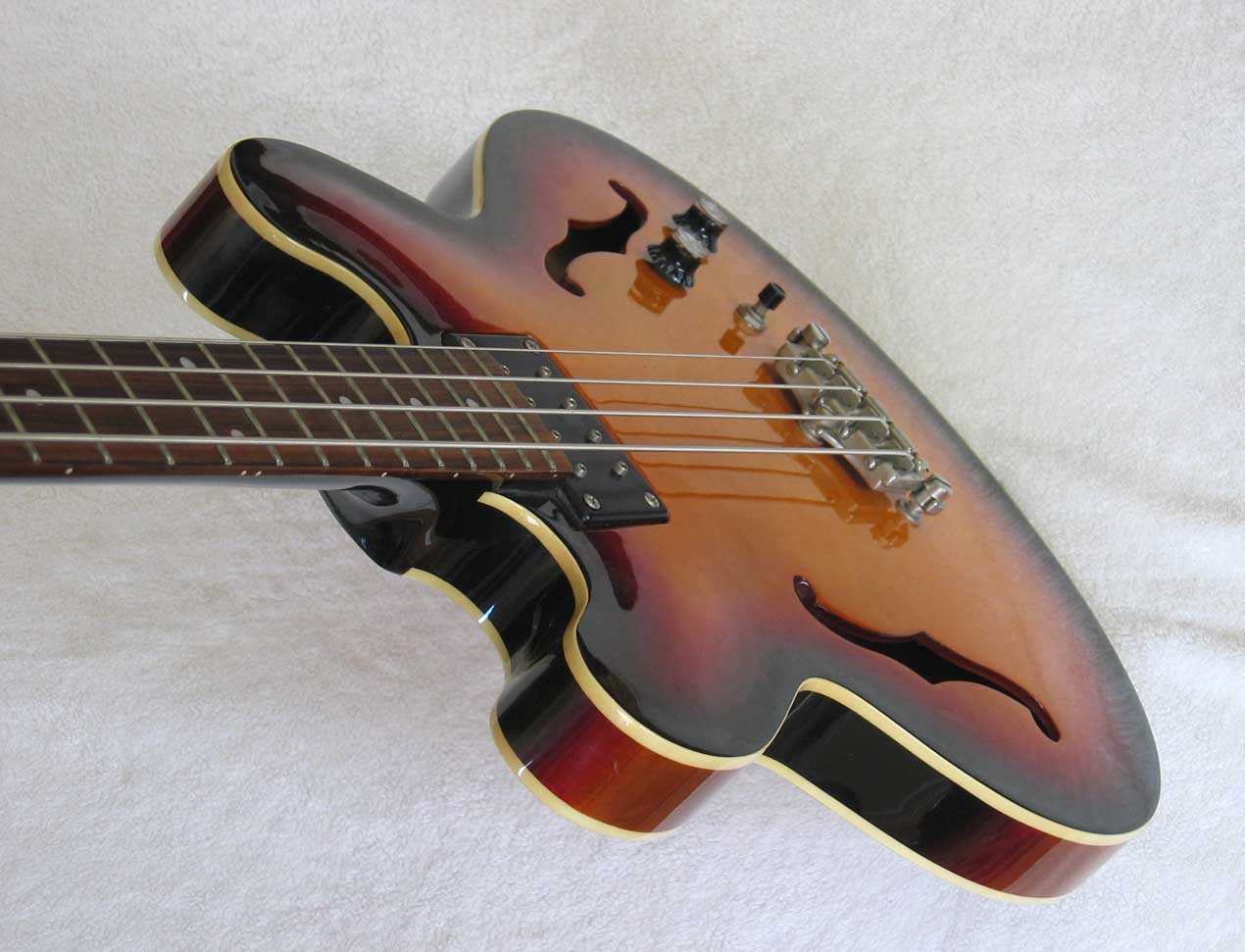専用です【Epiphone EB-0 改造品】ヴィンテージピックアップ＆ダンカン Epiphone EB-0の改造（1） - Something So Right