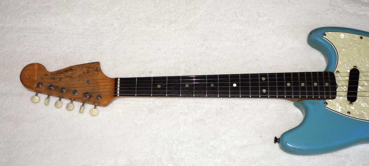 1966 Fender MusicMaster Electric Guitar w/Case, Daphne Blue