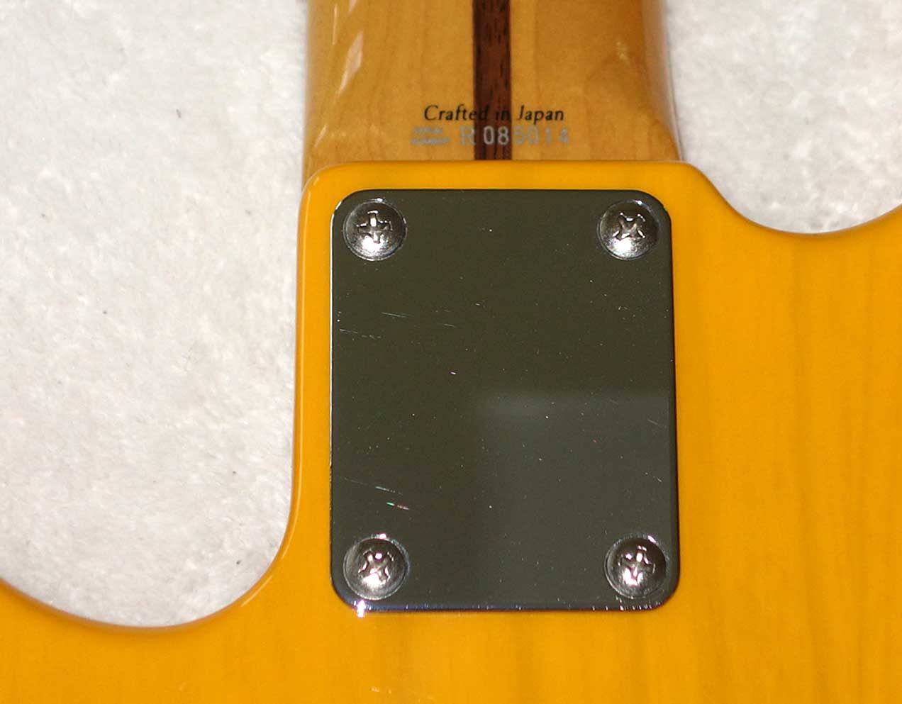 Fender '51  Precision Bass Reissue, Crafted in Japan, Butterscotch Blonde, w/case