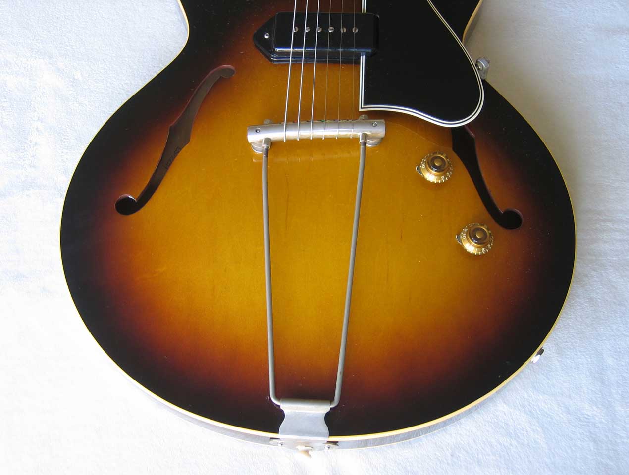 VINTAGE 1959 Gibson ES225 Thinline Electric Archtop Guitar