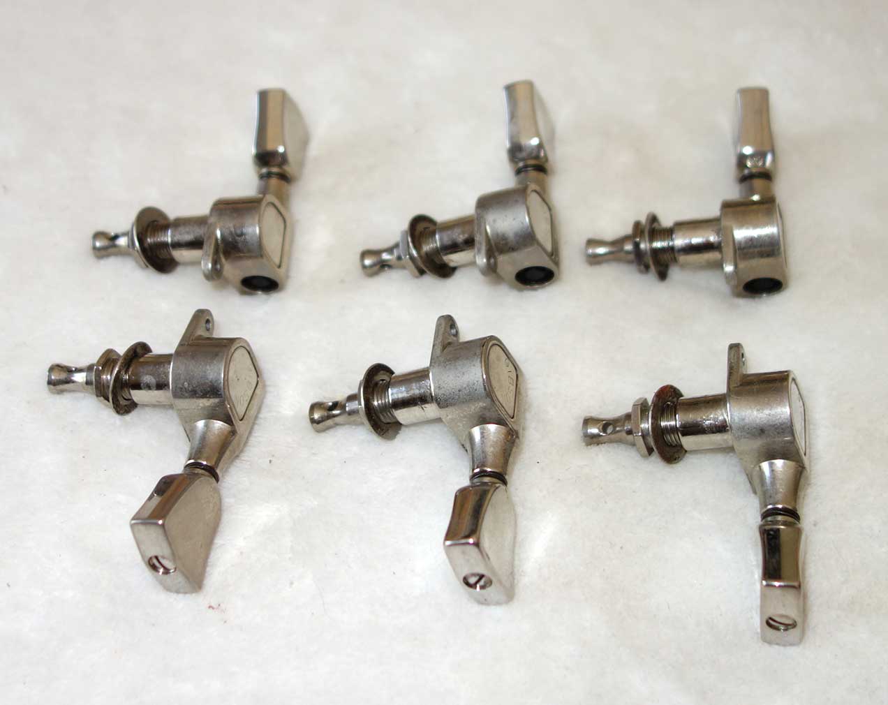 Vintage 1970s Gibson / Schaller M6 Keystone Tuners, Set of 6 (3x3) w/Bushings, Washers, & Screws!!