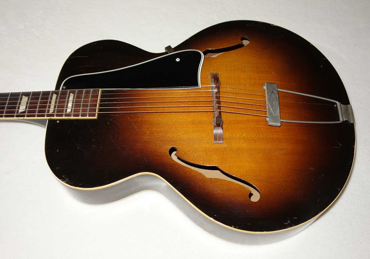 Vintage Gibson L50 Archtop Guitar w/Case, Sunburst Finish