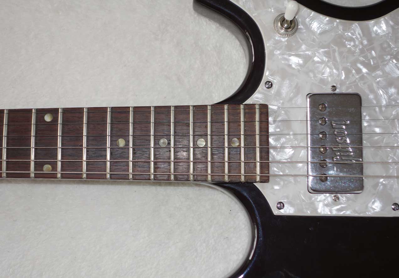 Vintage 1965 Gibson Melody Maker (Refin) w/1970s Embossed Gibson Humbucking Pickups