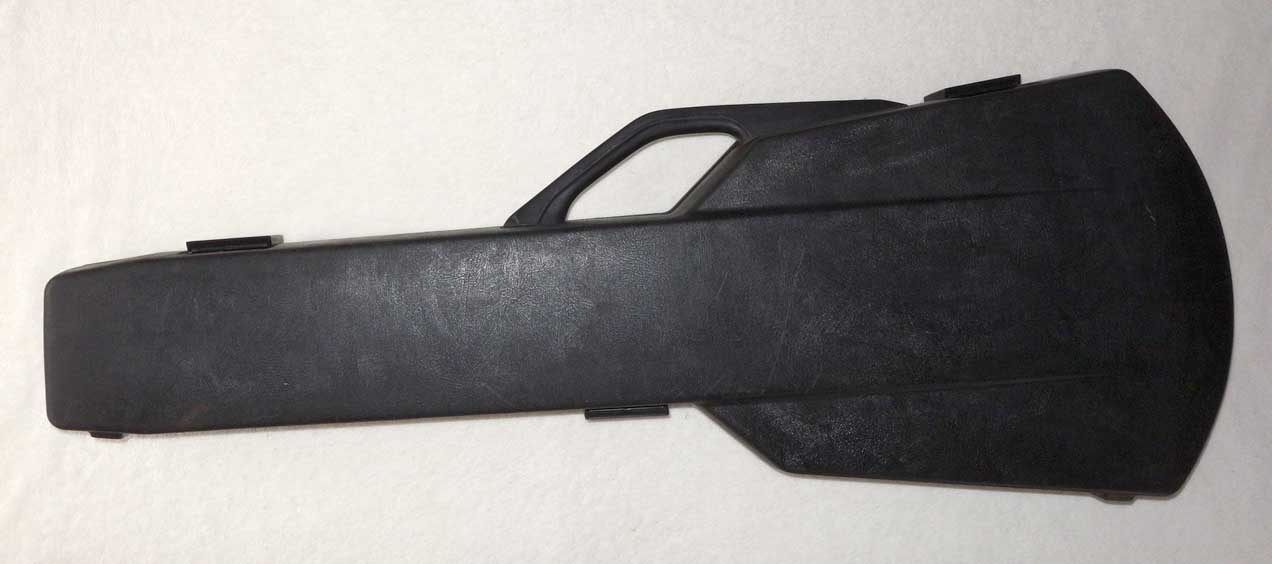 Vintage 1980 Gibson Protector Generation 1 Guitar Case, 3-Latch Case for Norlin Era Gibson SG