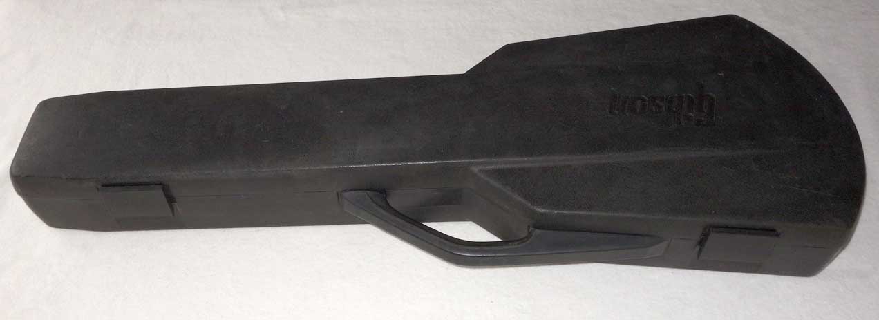 Vintage 1980 Gibson Protector Generation 1 Guitar Case, 3-Latch Case for Norlin Era Gibson SG