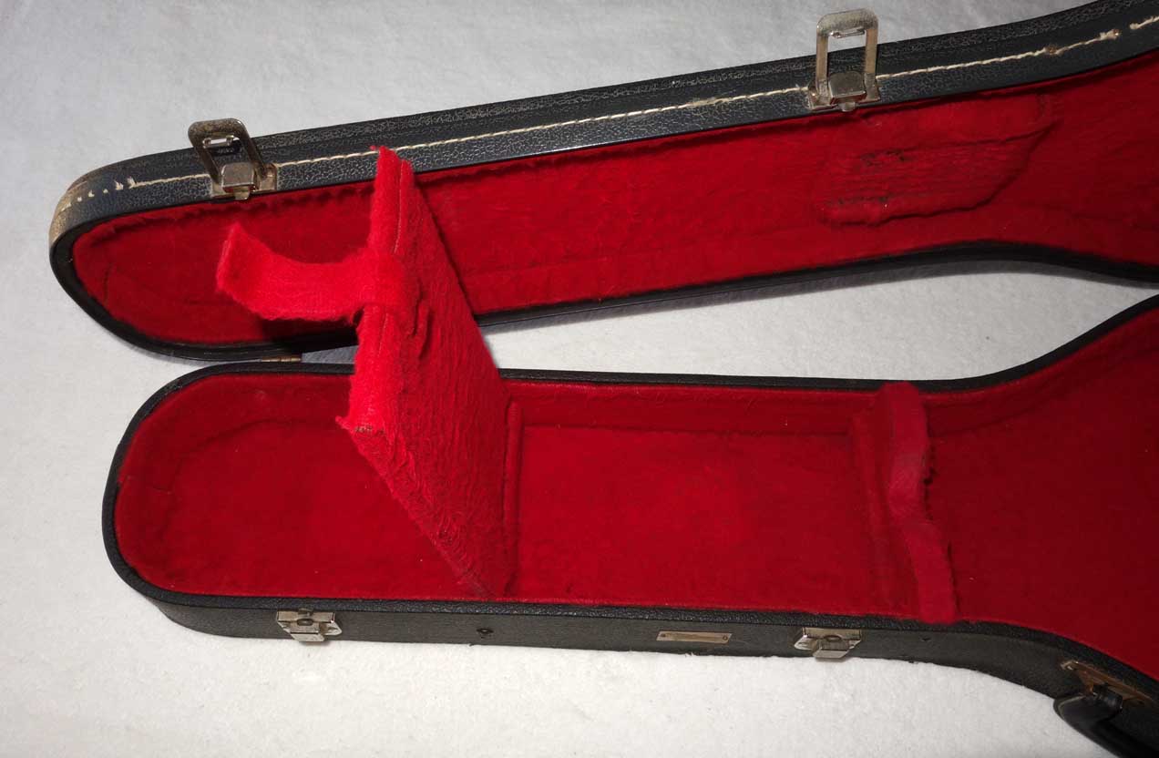 Vintage 1970s GIBSON SG Guitar Case w/Red Lining, Gibson Name Plate