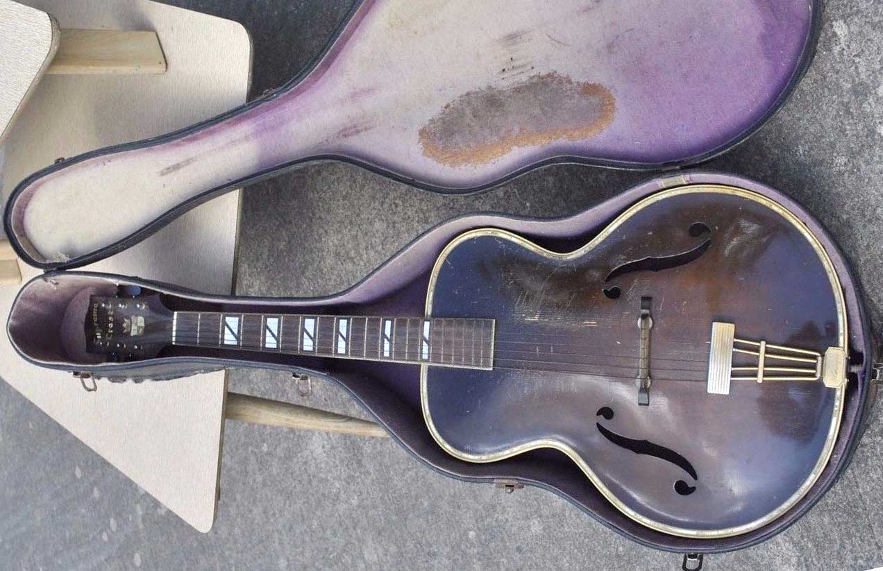Vintage 1930s Harmony Supreme Crest Archtop Guitar