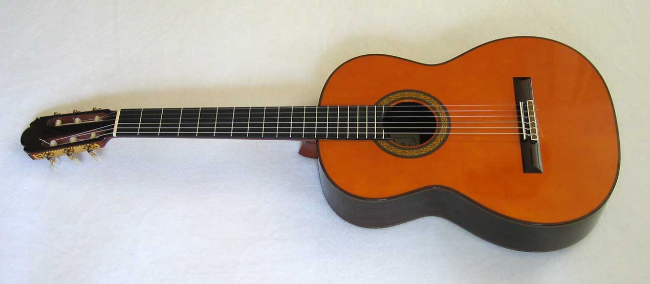 1972 Masaru Kohno Model 15 Classical Guitar