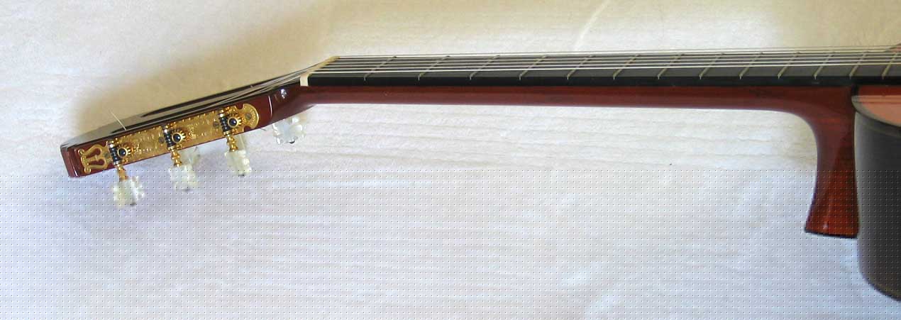 1972 Masaru Kohno Model 15 Classical Guitar