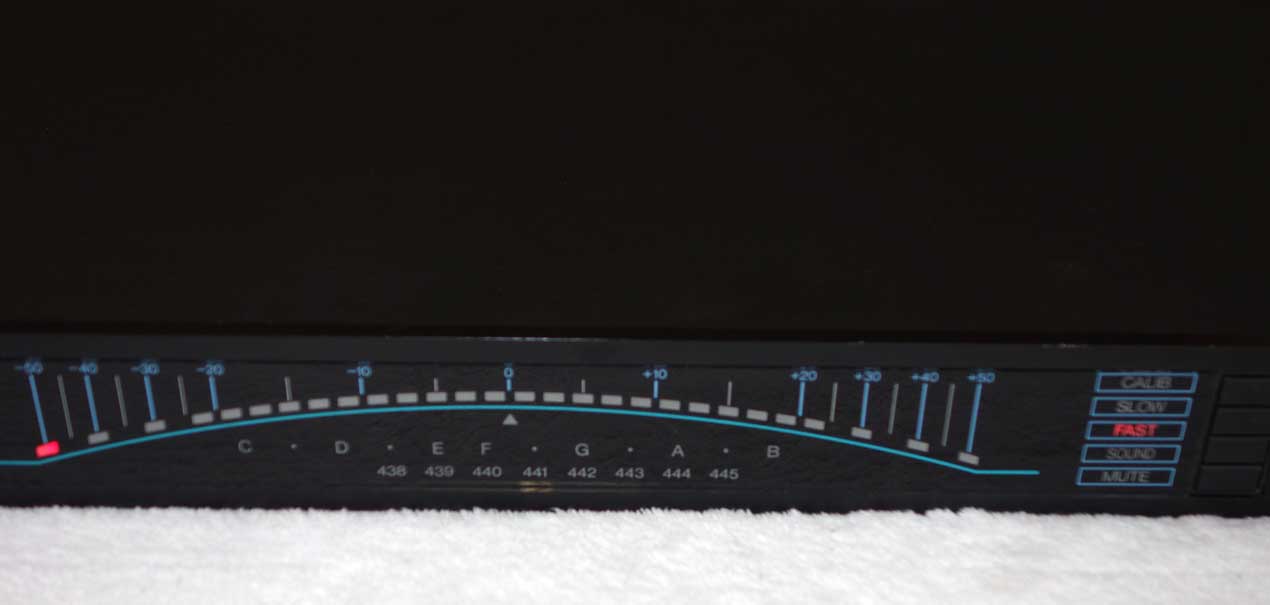 KORG DT-1 Pro Digital Tuner w/Rack Mounts