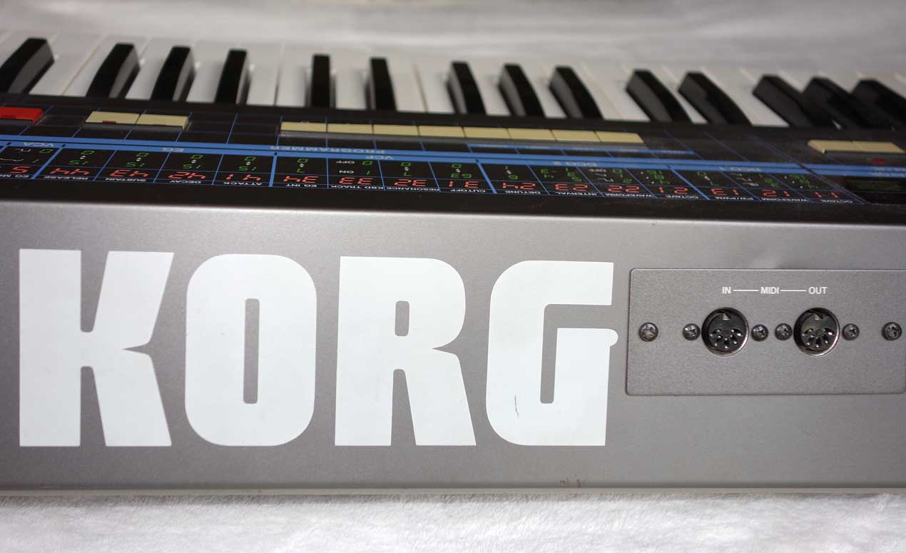 Vintage KORG Poly 61 Analog Synthesizer