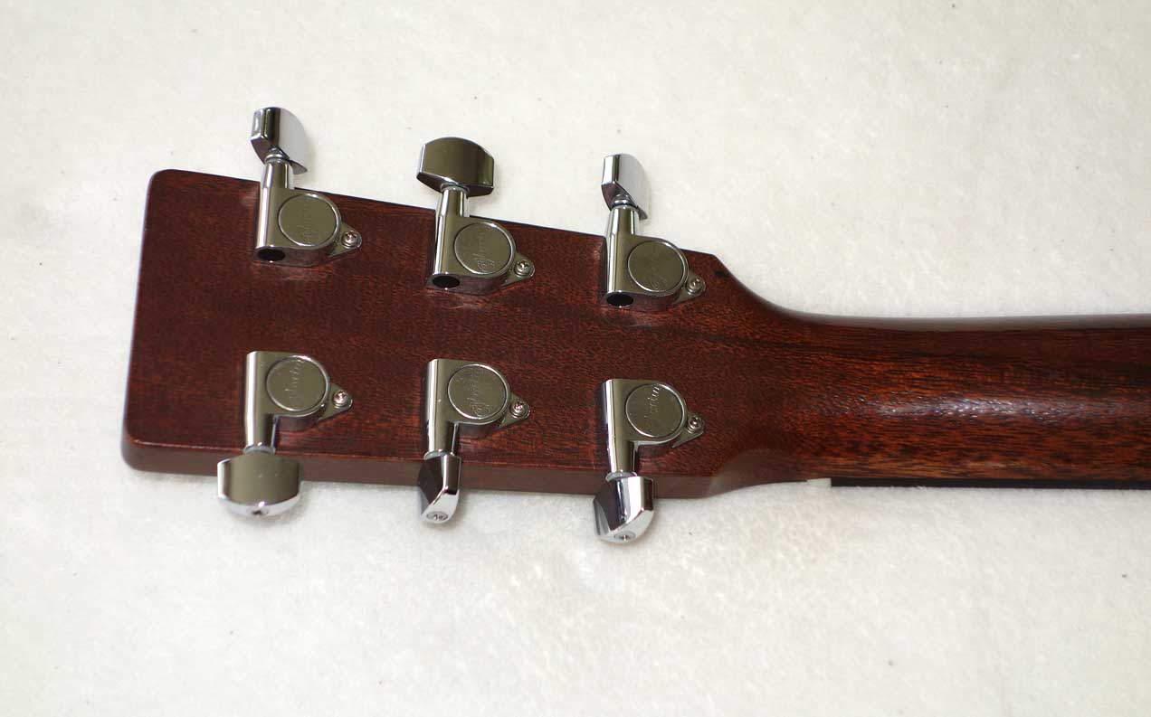 Martin D15 Classic Dreadnaught Guitar w/ Martin Hardshell Case, [All-Solid Spruce, Indian Rosewood]