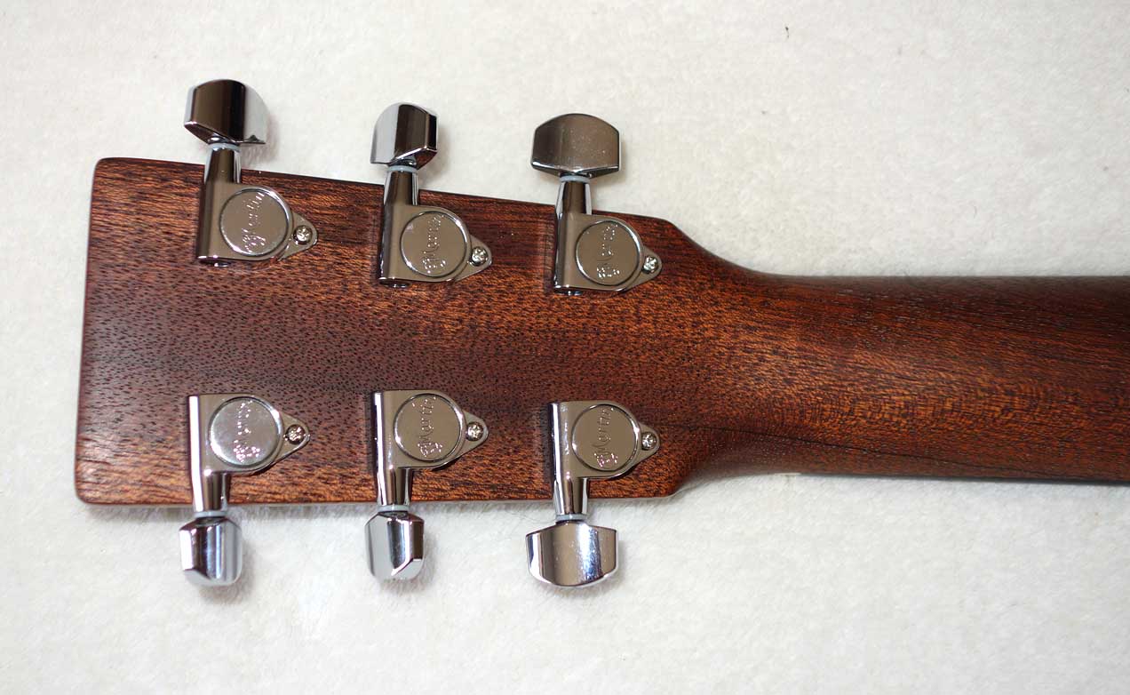 2015 Martin Drednaught Junior Parlor Guitar, All-Solid Woods, X-Bracing, Fishman PUP, Hardshell Case