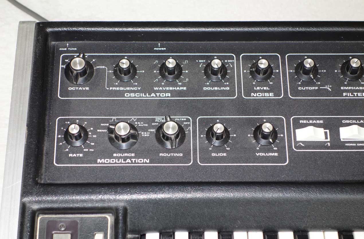 Vintage MOOG MicroMoog Analog Synthesizer