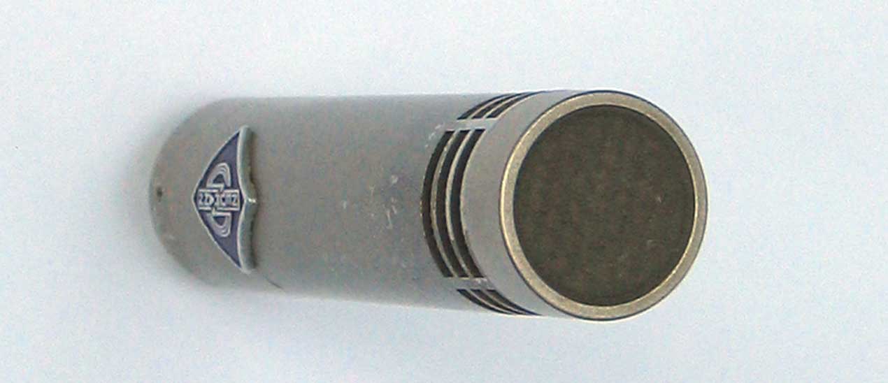 Vintage Neumann KM84 Cardioid Condenser Microphone and Case KM-84