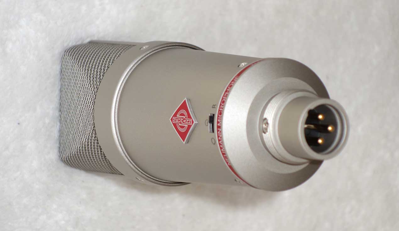 Neuman TLM-127 Set A Multi-Pattern Condenser Mic w/Stand Mount