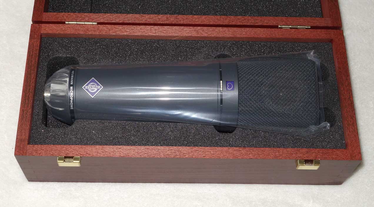 2016 Neumann U87Ai Factory Refurbished Condenser Mic w/Woodbox, Multi-Pattern, Black