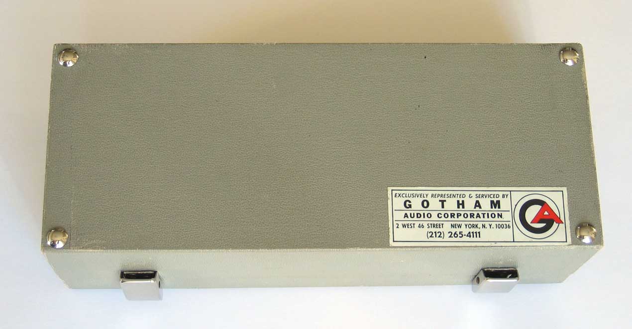 VINTAGE 1968 Neumann U87/U67 Original Case