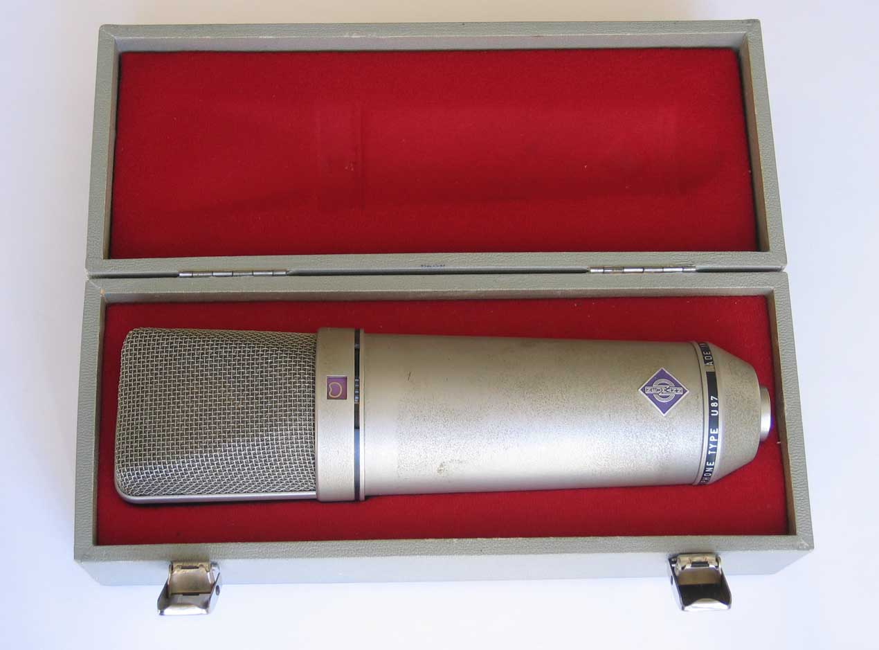 VINTAGE 1968 Neumann U87/U67 Original Case