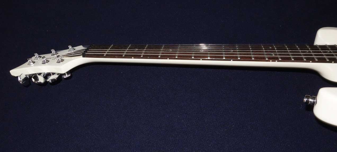 2005 PAUL REED SMITH PRS SE Soapbar II in Alpine White, w/Gig Bag