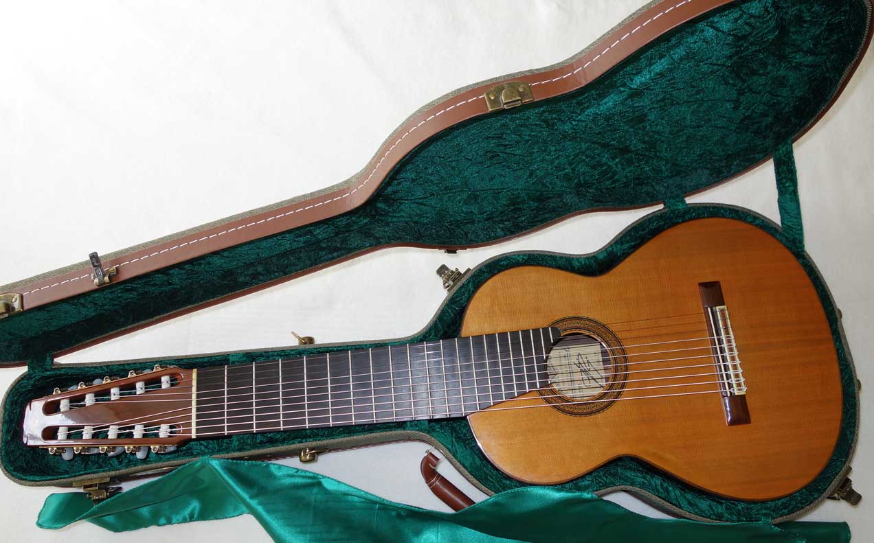 Vintage 1984 Ramirez 1a De Camera Model 10-String Classical Harp Guitar, Cedar Top, Owned by Simon Wynberg / Bountiful Bach CD