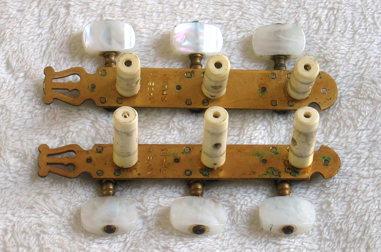 VINTAGE Fuetero Classical Guitar Bridge from a 1972 Ramirez 1a