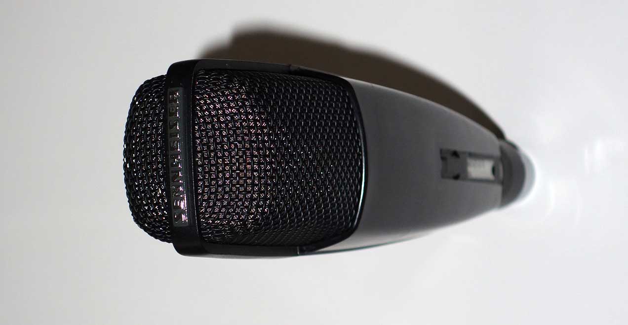 Vintage Sennheiser MD421-U5 Dynamic Mic, Cardioid Pattern