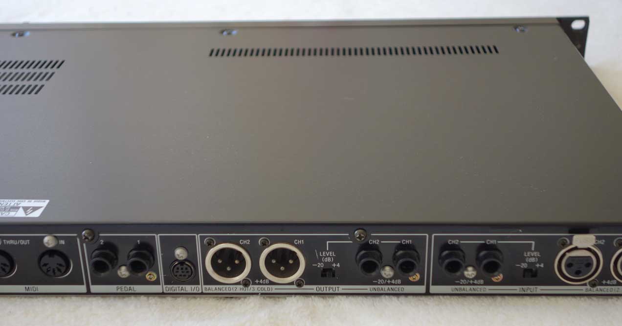 Sony DPS-V77 Digital Reverb / Multi-Effects Unit