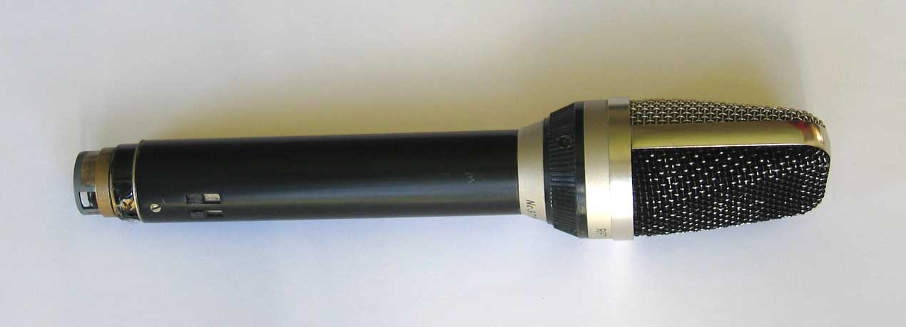 VINTAGE Neumann Gefell / RFT UM70 Multi-Pattern Condenser Microphone w/ M70 Nickel Capsule