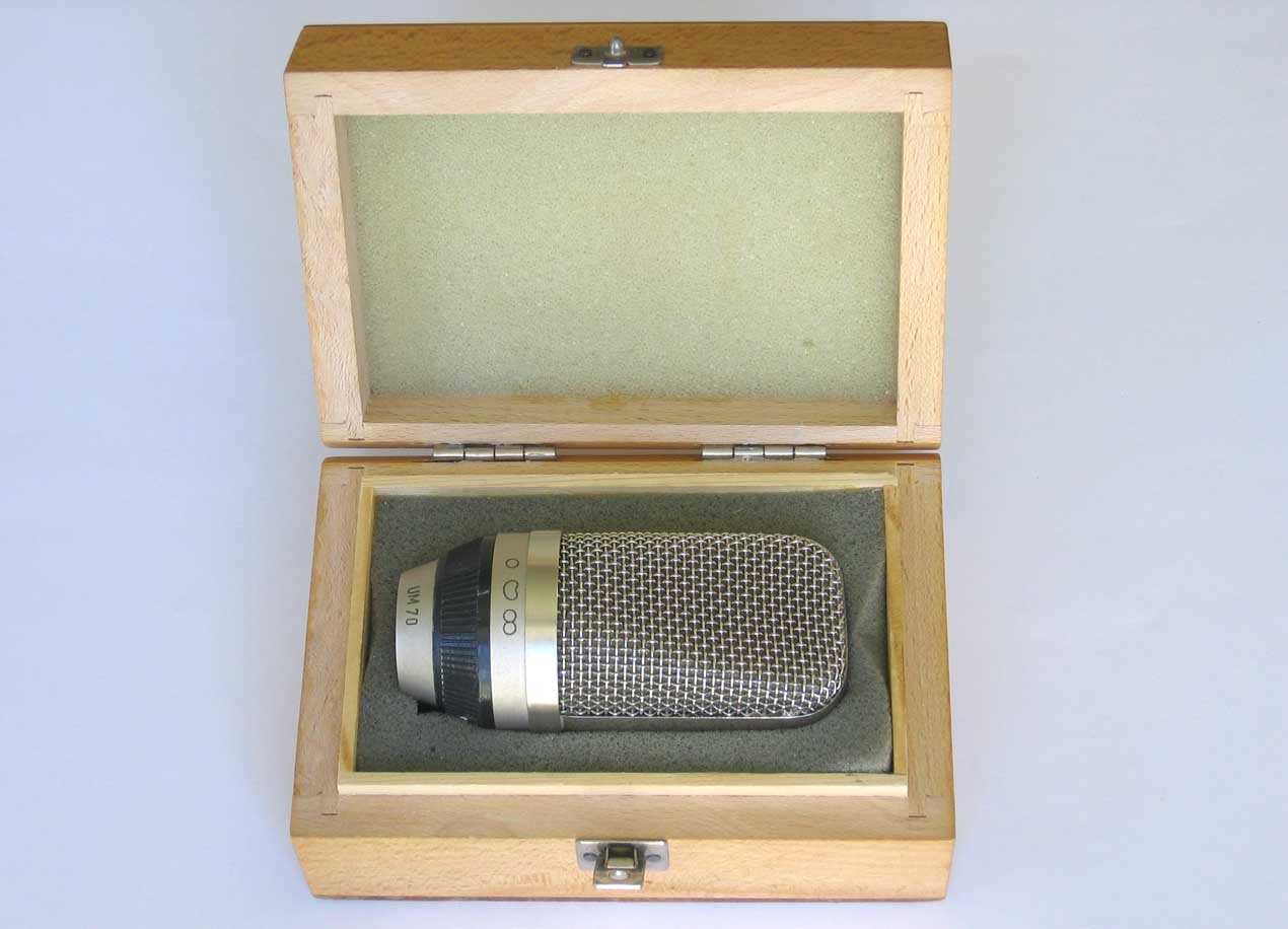 VINTAGE Neumann Gefell / RFT UM70 Multi-Pattern Condenser Microphone w/ M70 Nickel Capsule