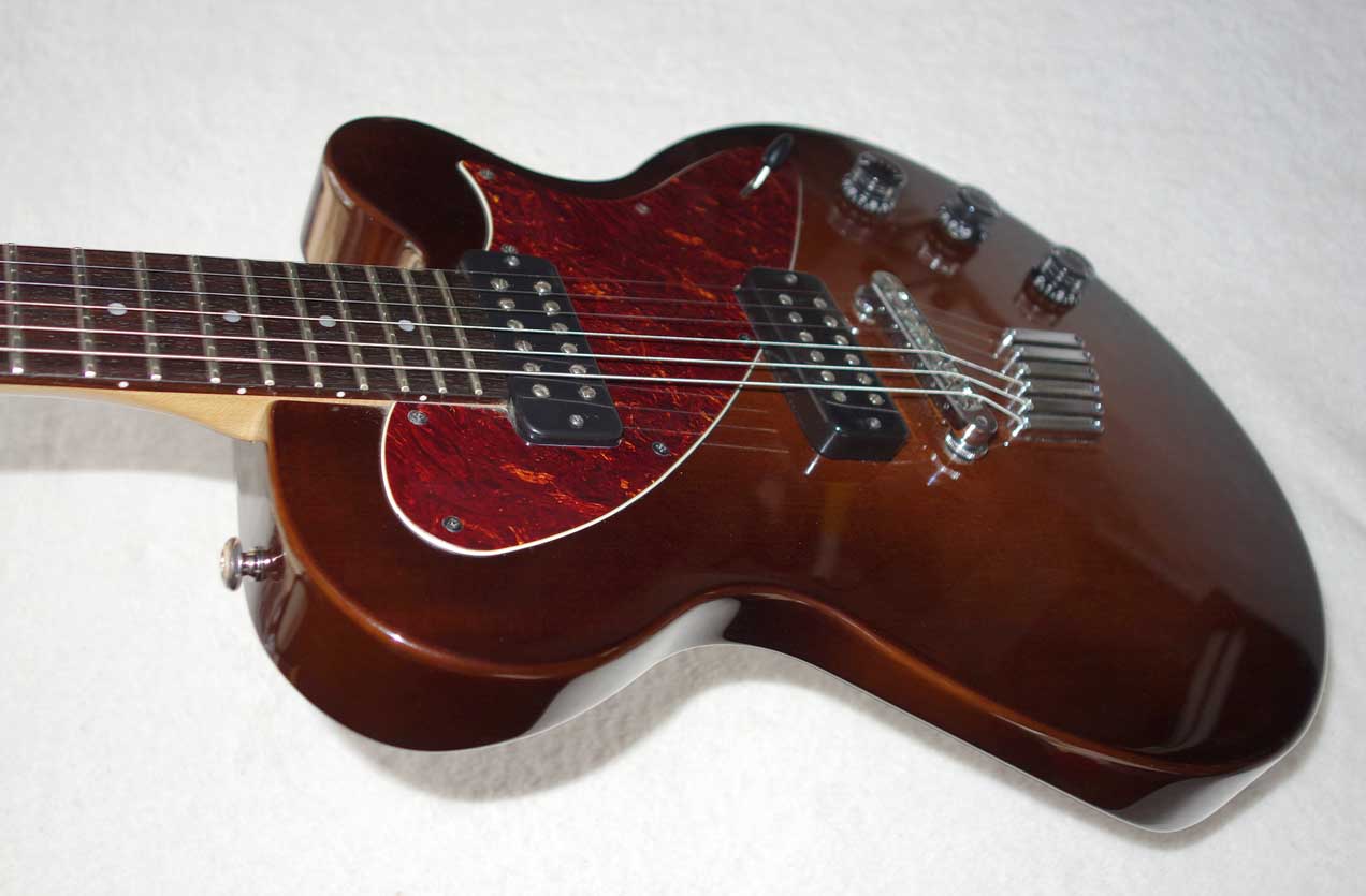  1999 YAMAHA AES800 Electric Guitar in Brown Sunburst, DiMarzio DLX + Pups